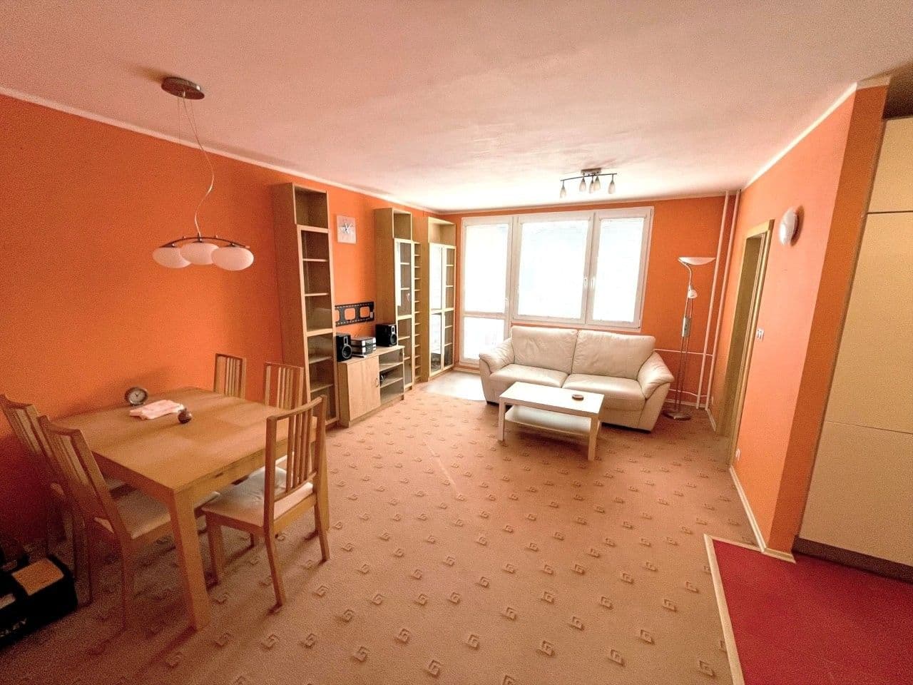 3 bedroom with open-plan kitchen flat to rent, 94 m², Hausmannova, Prague, Prague 3 bedroom with open-plan kitchen flat to rent, 94 m², Hausmannova, Prague, Prague