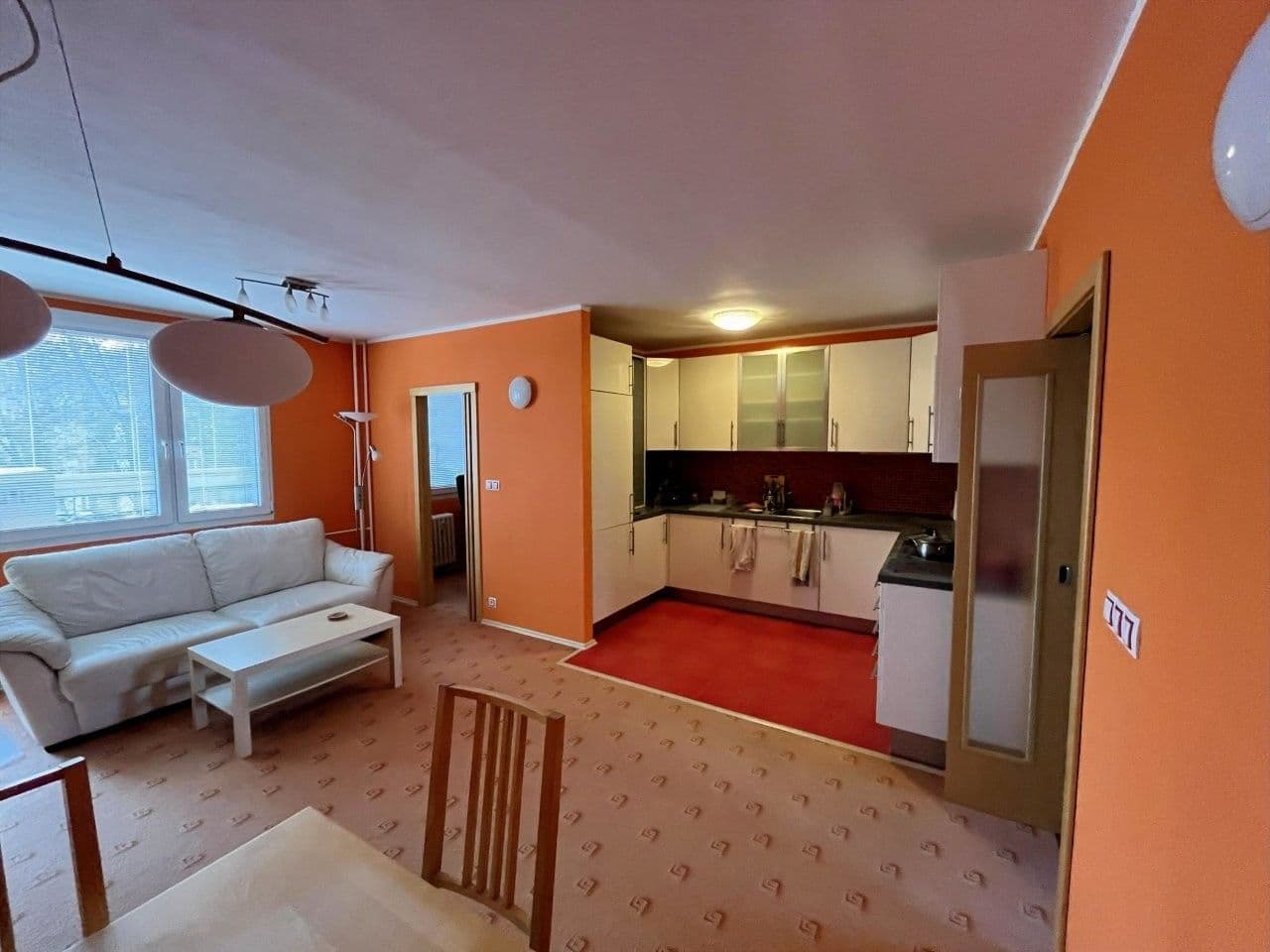 3 bedroom with open-plan kitchen flat to rent, 94 m², Hausmannova, Prague, Prague 3 bedroom with open-plan kitchen flat to rent, 94 m², Hausmannova, Prague, Prague