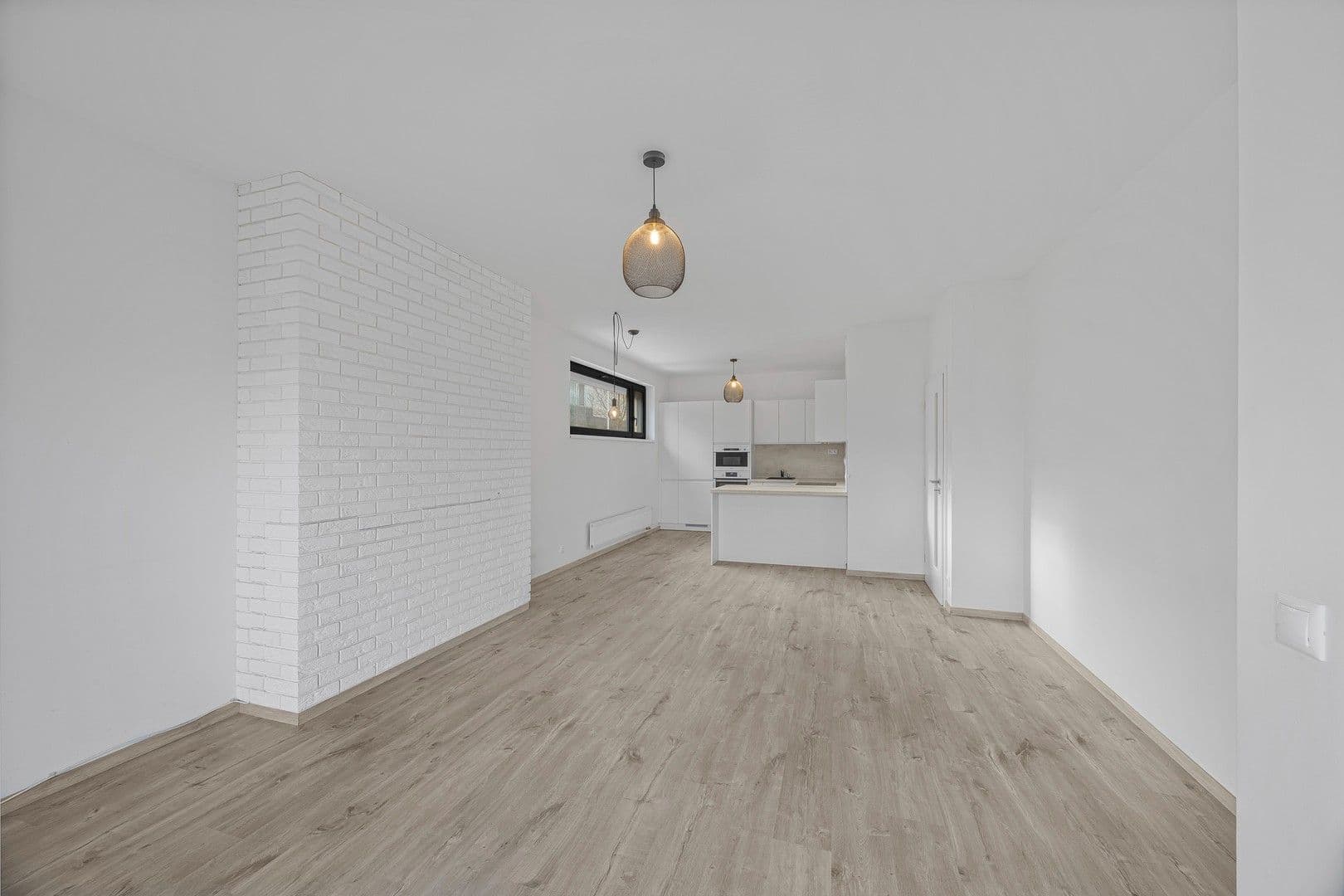 1 bedroom with open-plan kitchen flat to rent, 60 m², Na Komořsku, Prague, Prague 1 bedroom with open-plan kitchen flat to rent, 60 m², Na Komořsku, Prague, Prague