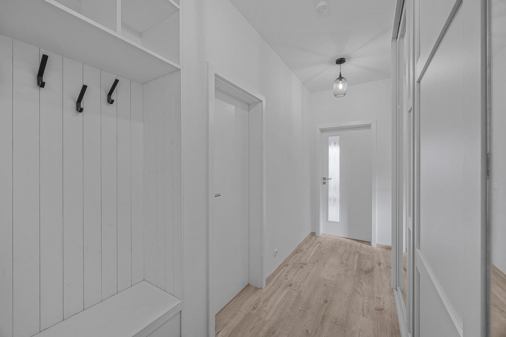 1 bedroom with open-plan kitchen flat to rent, 60 m², Na Komořsku, Prague, Prague 1 bedroom with open-plan kitchen flat to rent, 60 m², Na Komořsku, Prague, Prague