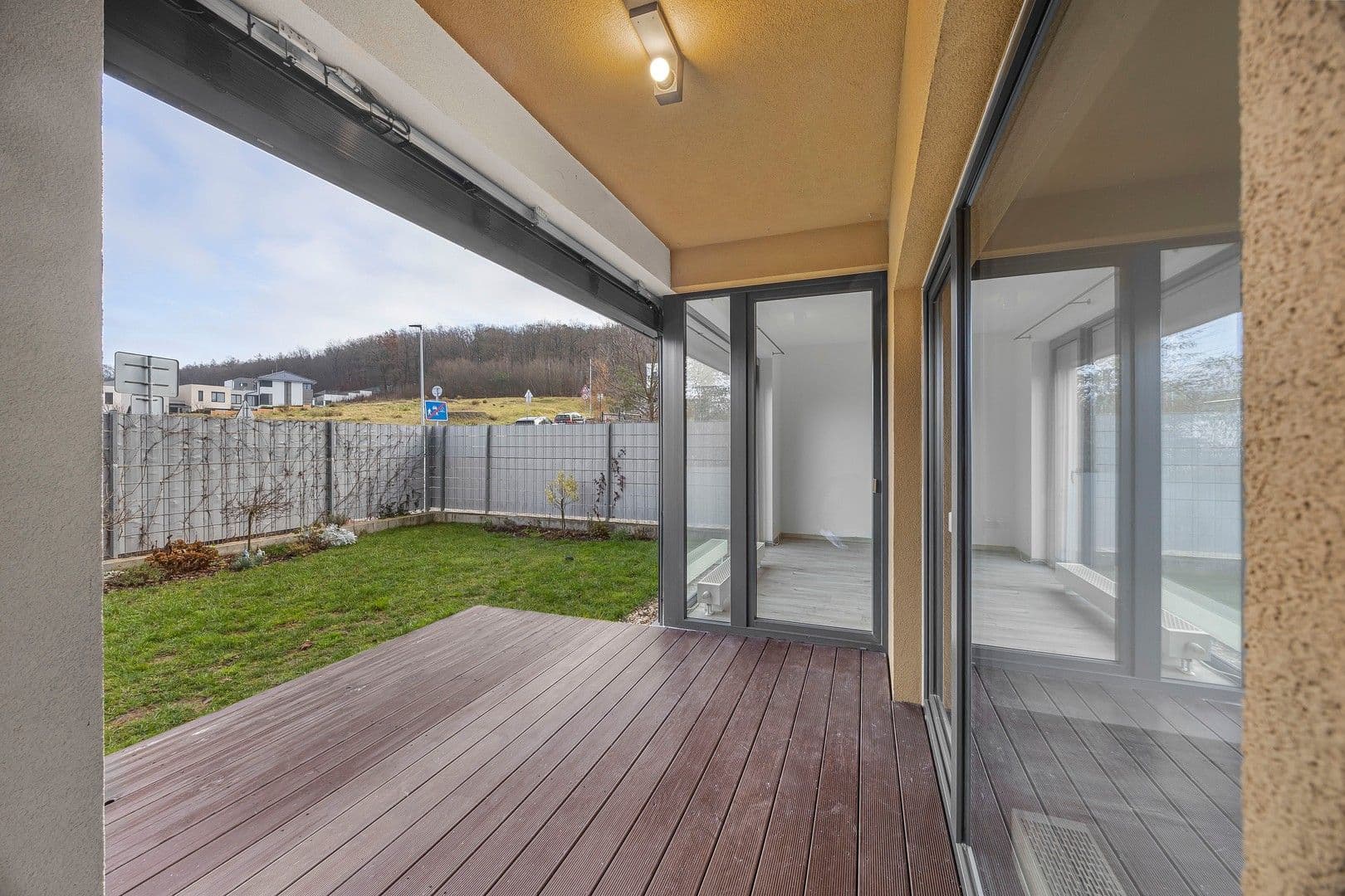 1 bedroom with open-plan kitchen flat to rent, 60 m², Na Komořsku, Prague, Prague 1 bedroom with open-plan kitchen flat to rent, 60 m², Na Komořsku, Prague, Prague