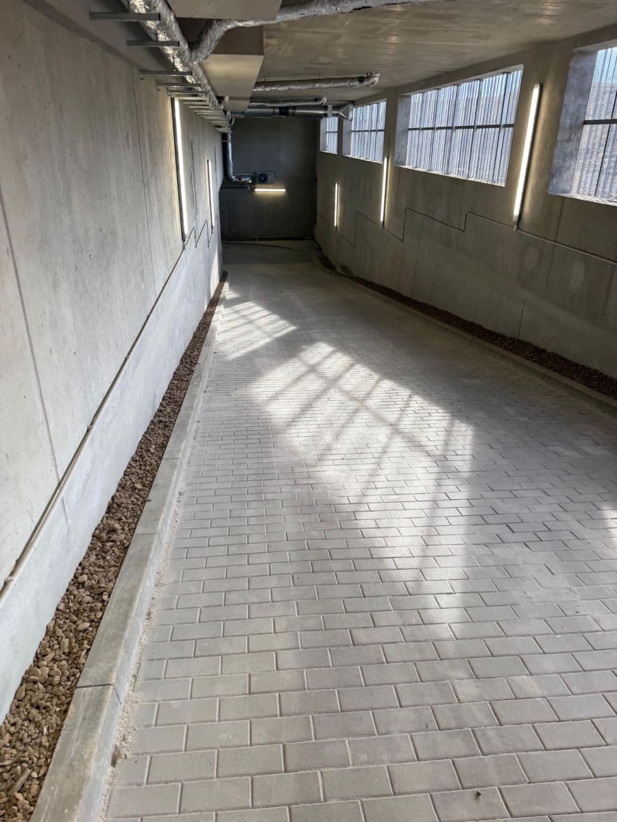 3 bedroom with open-plan kitchen flat to rent, 89 m², Stočesova, Prague, Prague 3 bedroom with open-plan kitchen flat to rent, 89 m², Stočesova, Prague, Prague