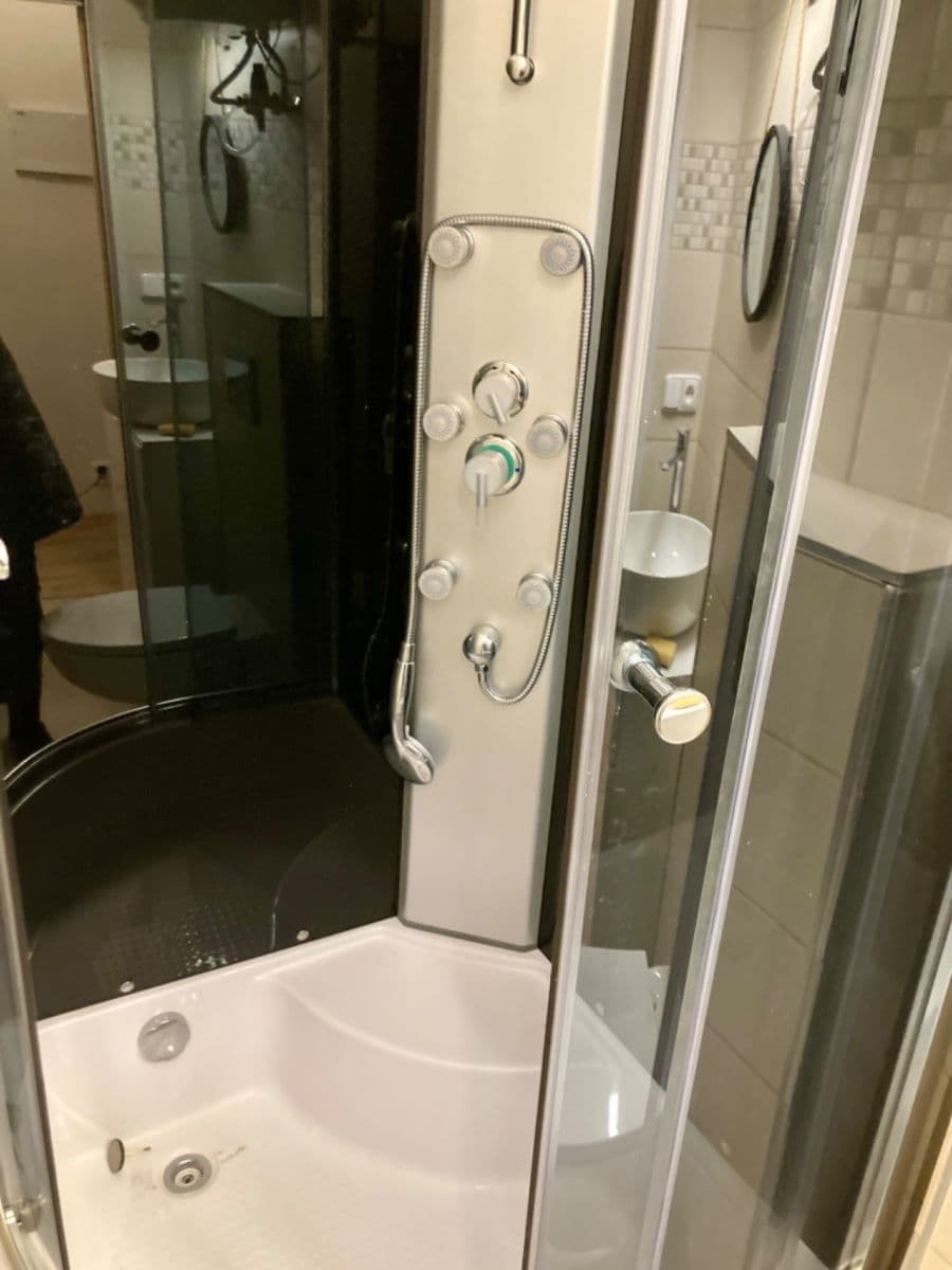 Studio flat to rent, 19 m², Svahová, Karlovy Vary, Karlovarský Region Studio flat to rent, 19 m², Svahová, Karlovy Vary, Karlovarský Region