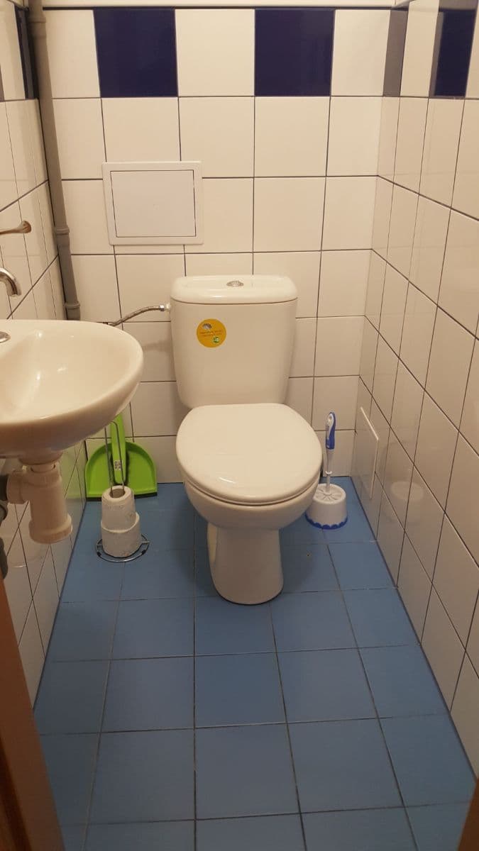 1 bedroom with open-plan kitchen flat to rent, 65 m², Janovského, Ostrava, Moravskoslezský Region 1 bedroom with open-plan kitchen flat to rent, 65 m², Janovského, Ostrava, Moravskoslezský Region