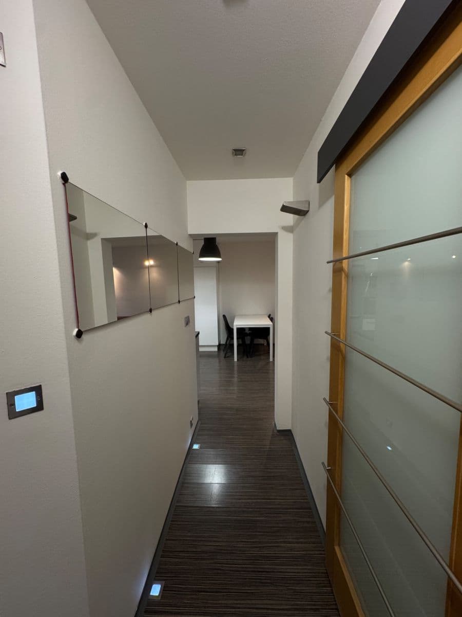 2 bedroom with open-plan kitchen flat to rent, 62 m², Vazovova, Prague, Prague 2 bedroom with open-plan kitchen flat to rent, 62 m², Vazovova, Prague, Prague