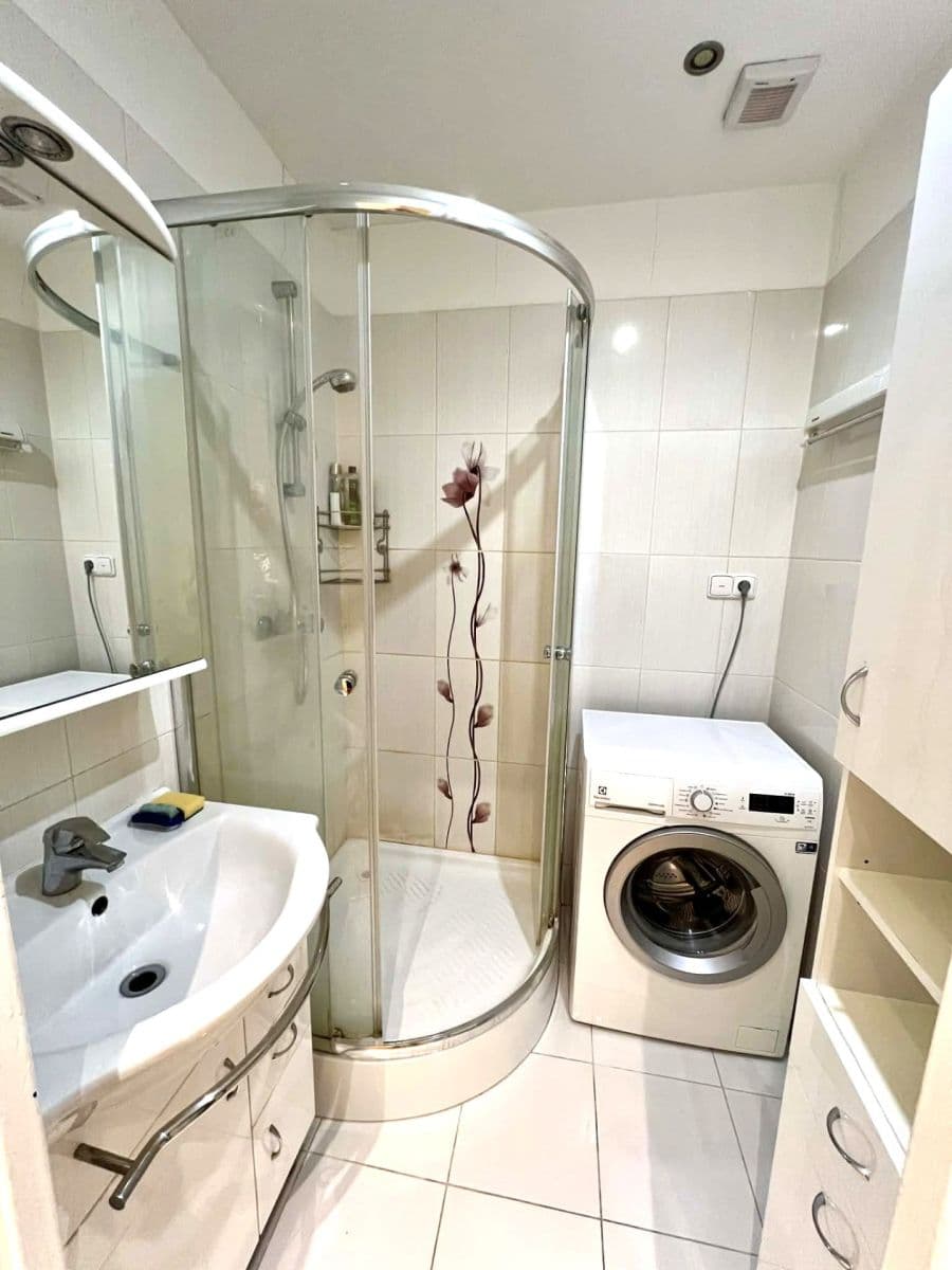 1 bedroom flat to rent, 34 m², Egyptská, Prague, Prague 1 bedroom flat to rent, 34 m², Egyptská, Prague, Prague