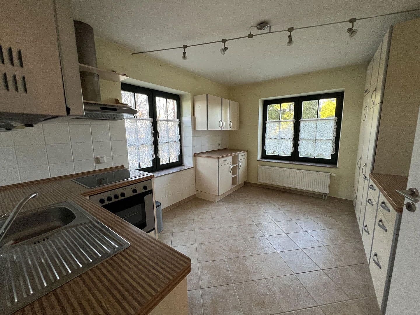 house for sale, 232 m², Meierstorfer Straße 2, Ruhner Berge, Mecklenburg-Vorpommern house for sale, 232 m², Meierstorfer Straße 2, Ruhner Berge, Mecklenburg-Vorpommern