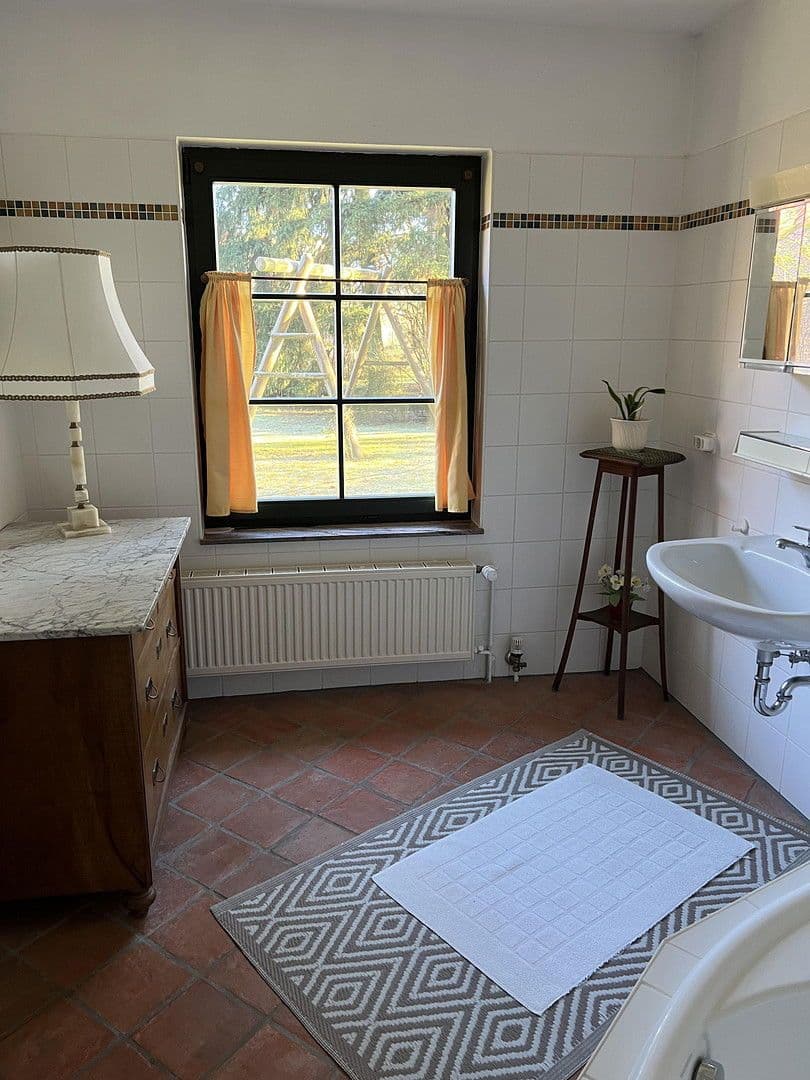 house for sale, 232 m², Meierstorfer Straße 2, Ruhner Berge, Mecklenburg-Vorpommern house for sale, 232 m², Meierstorfer Straße 2, Ruhner Berge, Mecklenburg-Vorpommern