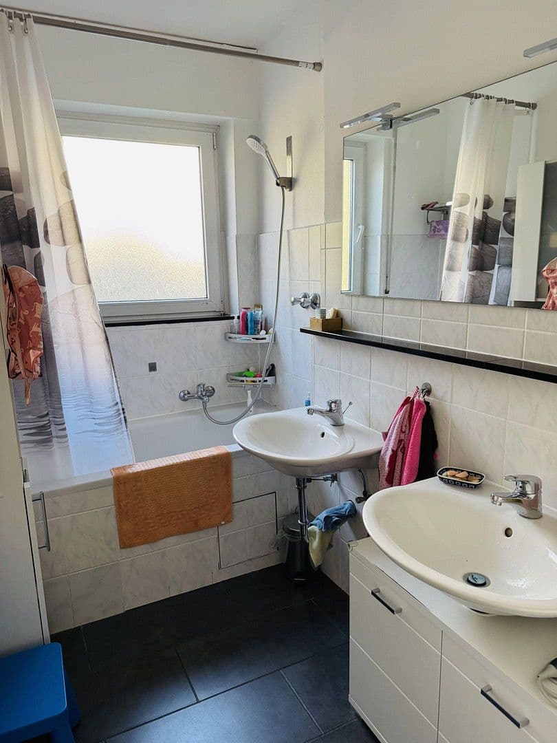 4 bedroom flat to rent, 116 m², Humboldstraße 27, Wiesbaden, Hesse 4 bedroom flat to rent, 116 m², Humboldstraße 27, Wiesbaden, Hesse