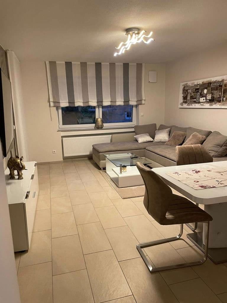 1 bedroom with open-plan kitchen flat to rent, 60 m², Wiesenweg 14, Schwalbach am Taunus, Hesse 1 bedroom with open-plan kitchen flat to rent, 60 m², Wiesenweg 14, Schwalbach am Taunus, Hesse