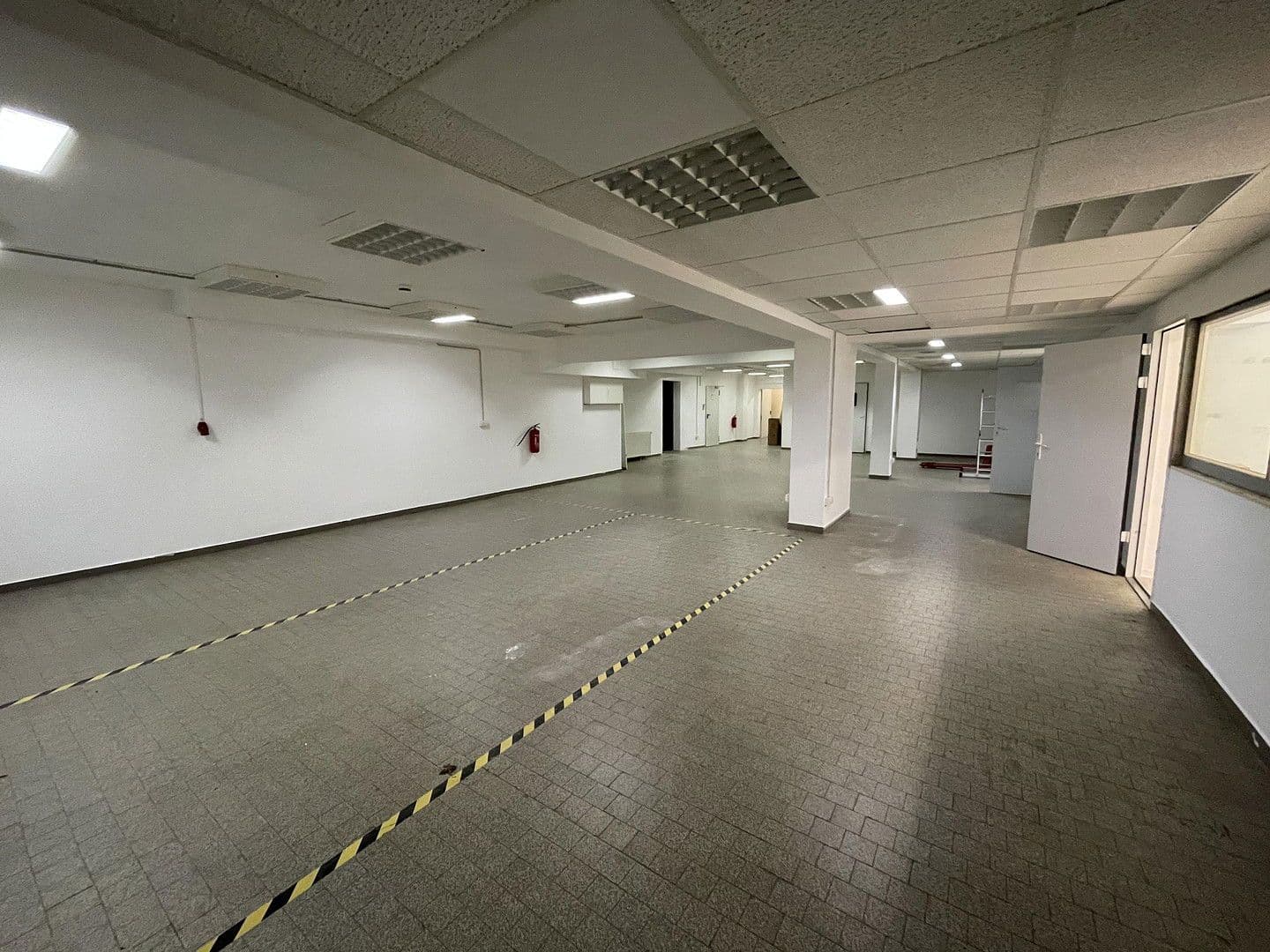 office for sale, 440 m², Tulpenstr. 2-4, Dietzenbach, Hesse office for sale, 440 m², Tulpenstr. 2-4, Dietzenbach, Hesse