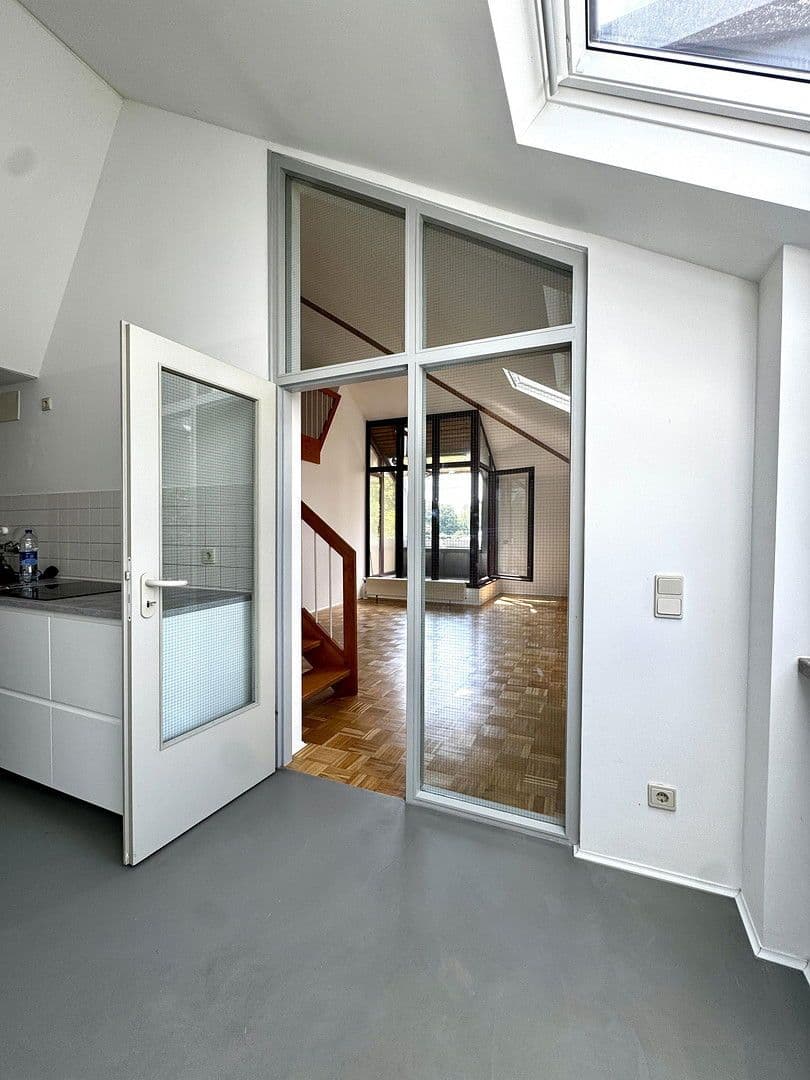 4 bedroom flat to rent, 108 m², Richard-Strauß-Allee 3, Wuppertal, North Rhine-Westphalia 4 bedroom flat to rent, 108 m², Richard-Strauß-Allee 3, Wuppertal, North Rhine-Westphalia