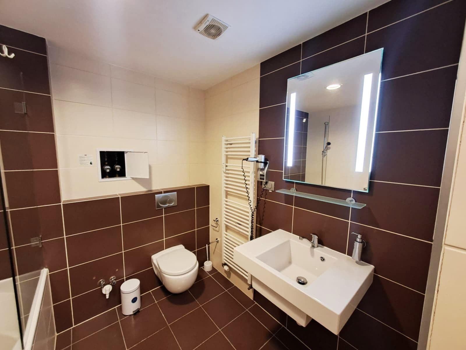 Studio flat to rent, 23 m², Suchdolské náměstí, Prague, Prague Studio flat to rent, 23 m², Suchdolské náměstí, Prague, Prague