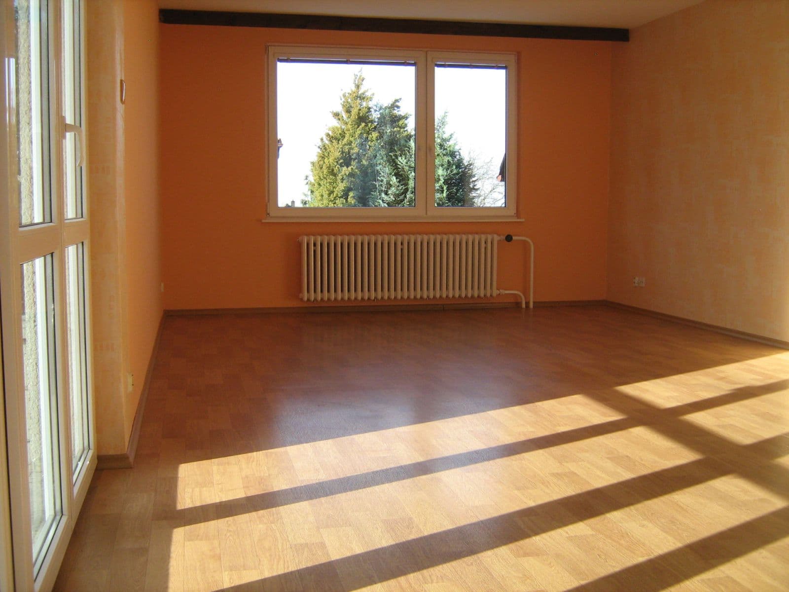 4 bedroom flat to rent, 100 m², Na Barborce, Dobrá Voda u Českých Budějovic, Jihočeský Region 4 bedroom flat to rent, 100 m², Na Barborce, Dobrá Voda u Českých Budějovic, Jihočeský Region