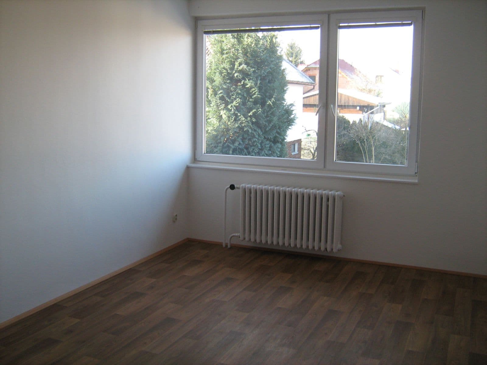 4 bedroom flat to rent, 100 m², Na Barborce, Dobrá Voda u Českých Budějovic, Jihočeský Region 4 bedroom flat to rent, 100 m², Na Barborce, Dobrá Voda u Českých Budějovic, Jihočeský Region