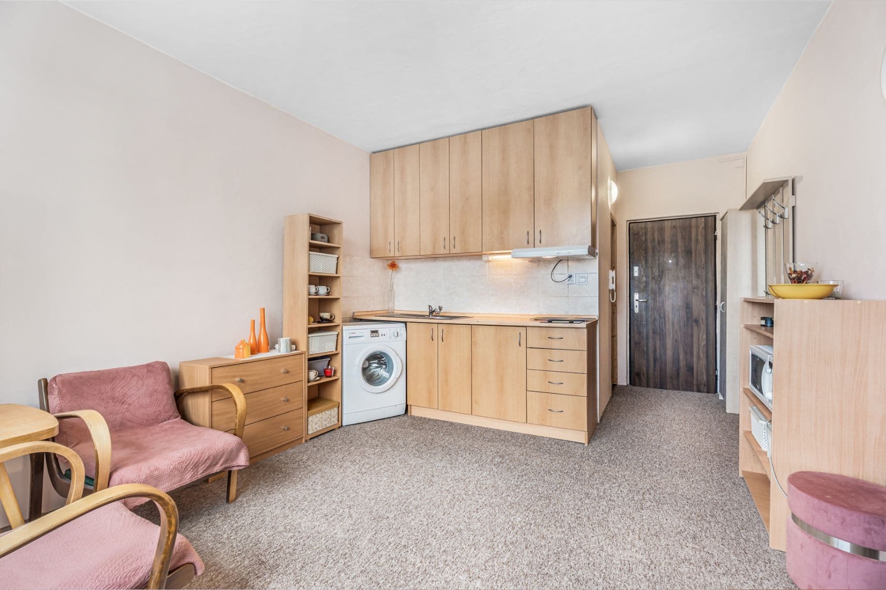 1 bedroom with open-plan kitchen flat to rent, 36 m², Písečná, Chomutov, Ústecký Region 1 bedroom with open-plan kitchen flat to rent, 36 m², Písečná, Chomutov, Ústecký Region