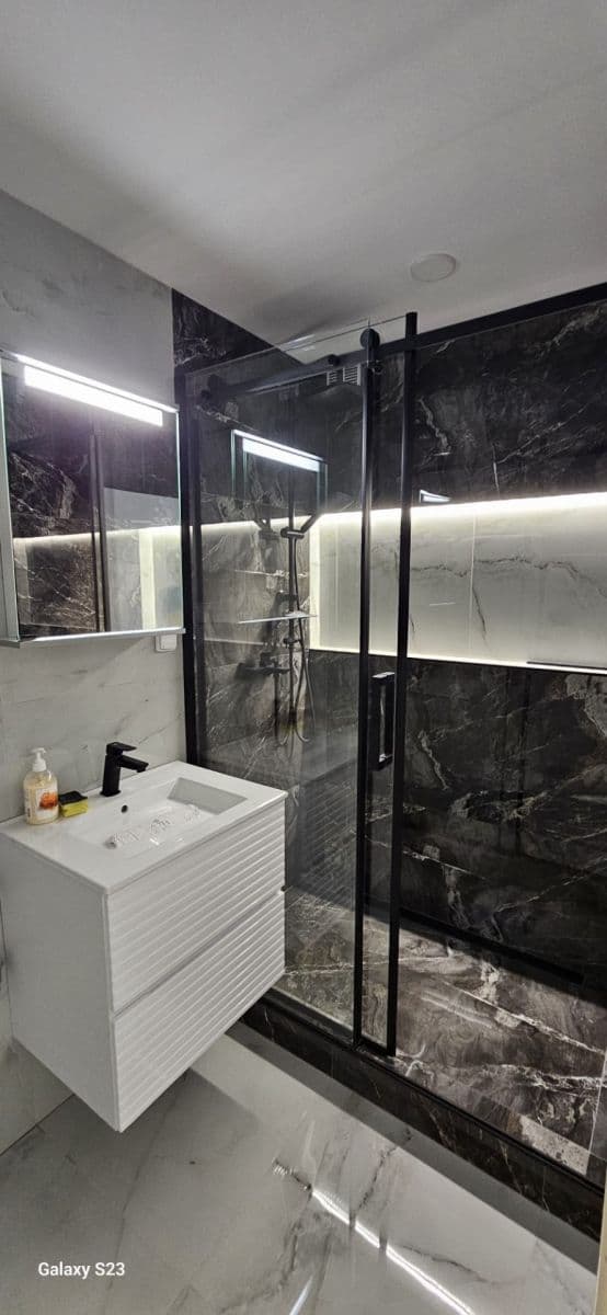 1 bedroom with open-plan kitchen flat to rent, 56 m², Na Kopci, Karviná, Moravskoslezský Region 1 bedroom with open-plan kitchen flat to rent, 56 m², Na Kopci, Karviná, Moravskoslezský Region