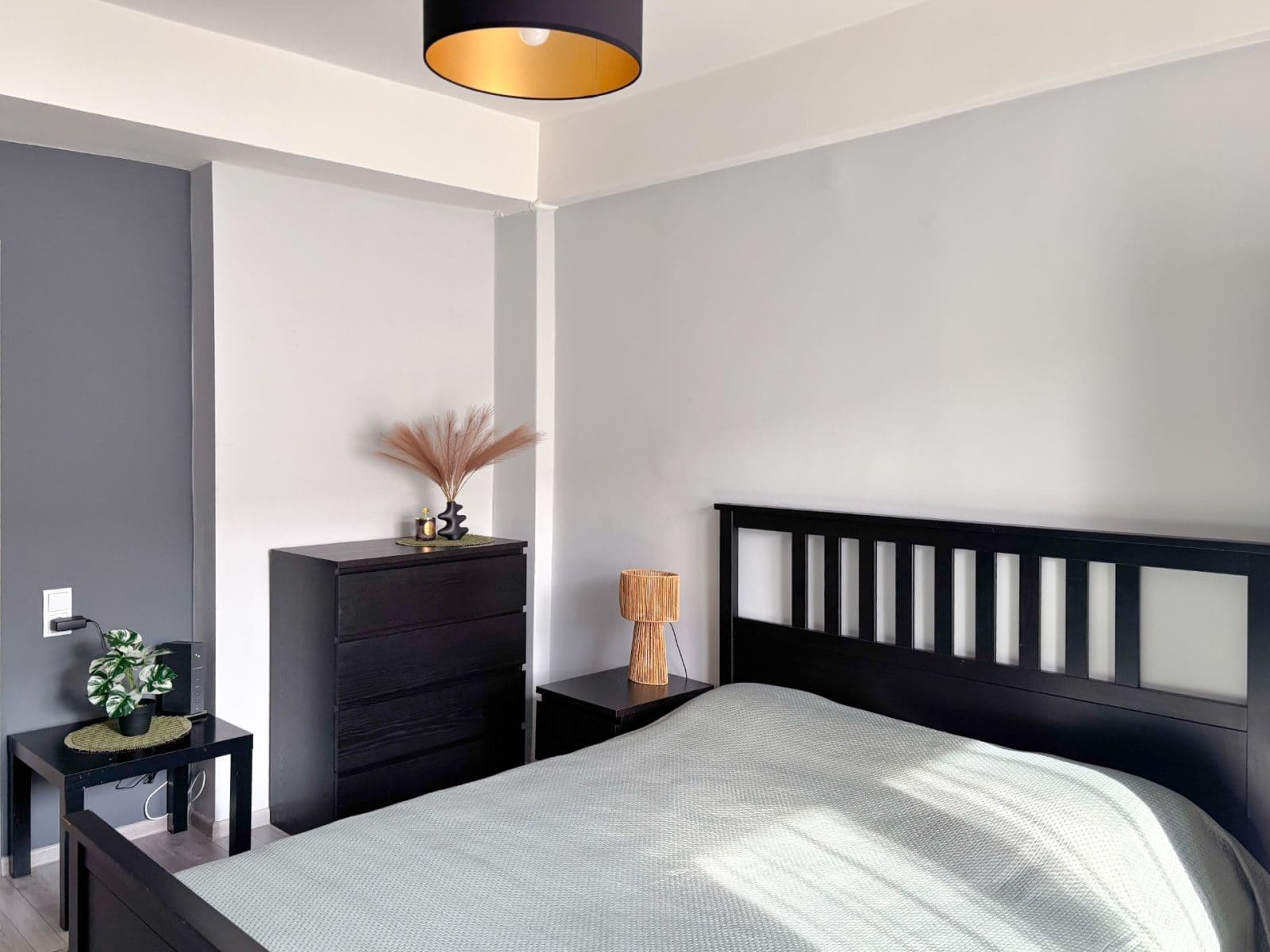 1 bedroom with open-plan kitchen flat to rent, 44 m², Amurská, Prague, Prague 1 bedroom with open-plan kitchen flat to rent, 44 m², Amurská, Prague, Prague