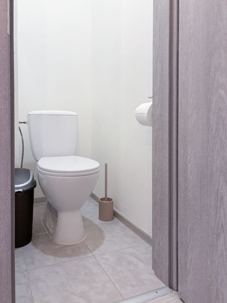 1 bedroom with open-plan kitchen flat to rent, 44 m², Amurská, Prague, Prague 1 bedroom with open-plan kitchen flat to rent, 44 m², Amurská, Prague, Prague