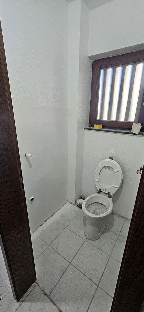 4 bedroom flat to rent, 81 m², Wörth am Rhein, Rhineland-Palatinate 4 bedroom flat to rent, 81 m², Wörth am Rhein, Rhineland-Palatinate