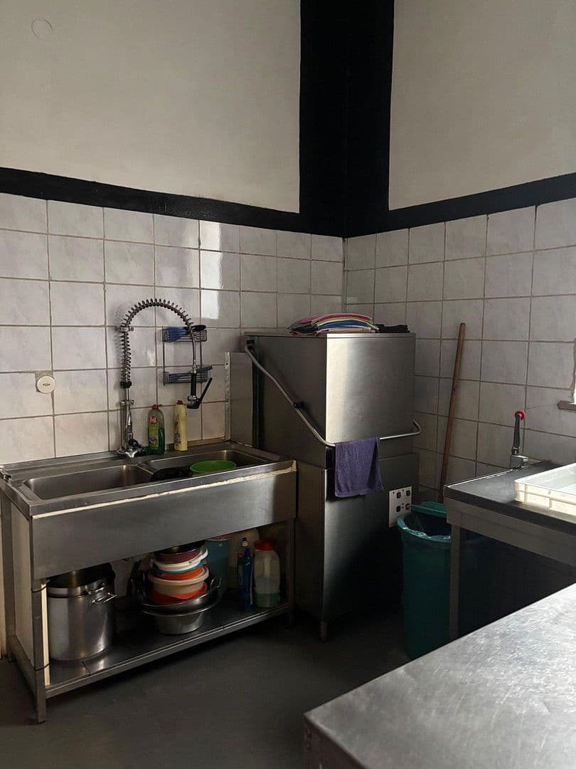 house for sale, 482 m², Uhlandstraße 8, Sulzbach-Rosenberg, Bavaria house for sale, 482 m², Uhlandstraße 8, Sulzbach-Rosenberg, Bavaria