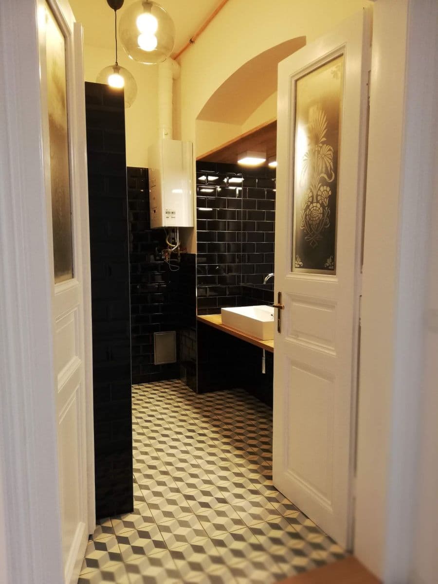 3 bedroom with open-plan kitchen flat for sale, 93 m², Ostrovského, Prague, Prague 3 bedroom with open-plan kitchen flat for sale, 93 m², Ostrovského, Prague, Prague