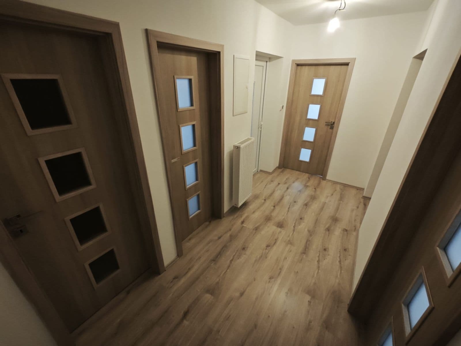 2 bedroom with open-plan kitchen flat to rent, 70 m², Ščerbovského, Ostrava, Moravskoslezský Region 2 bedroom with open-plan kitchen flat to rent, 70 m², Ščerbovského, Ostrava, Moravskoslezský Region