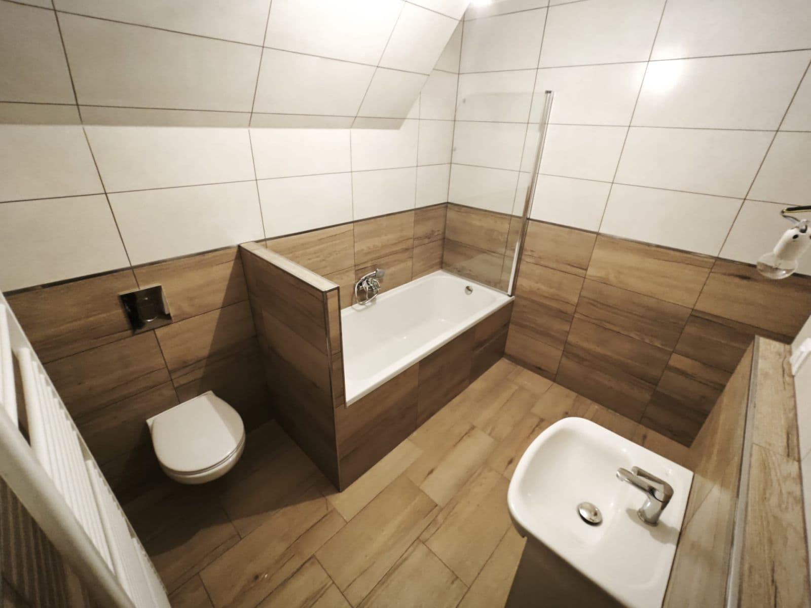 2 bedroom with open-plan kitchen flat to rent, 70 m², Ščerbovského, Ostrava, Moravskoslezský Region 2 bedroom with open-plan kitchen flat to rent, 70 m², Ščerbovského, Ostrava, Moravskoslezský Region