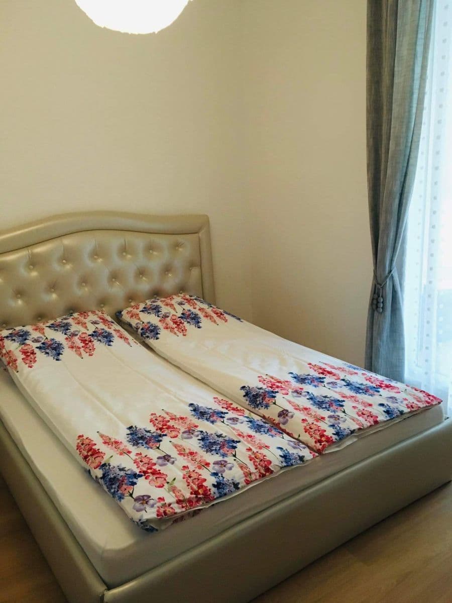 1 bedroom with open-plan kitchen flat for sale, 41 m², Plzeňská, Prague, Prague 1 bedroom with open-plan kitchen flat for sale, 41 m², Plzeňská, Prague, Prague