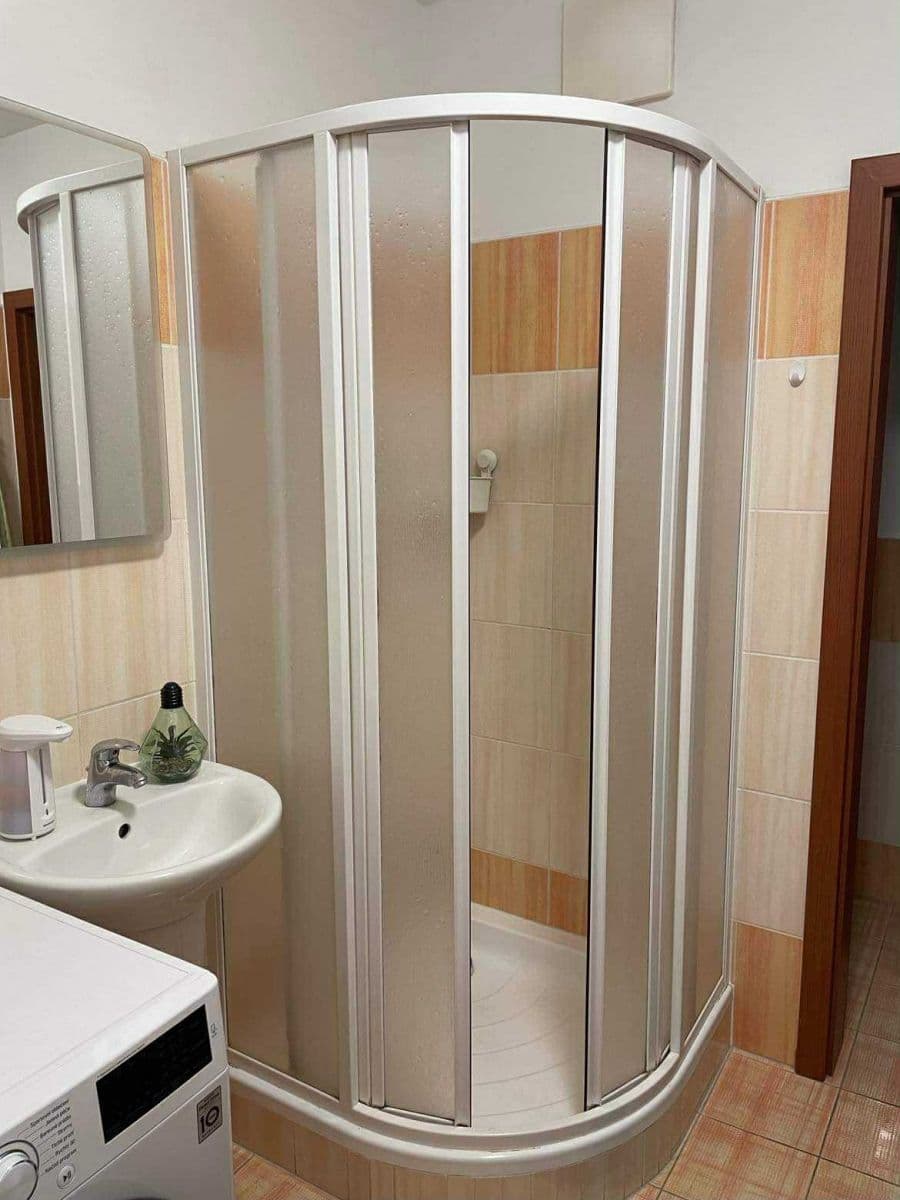 1 bedroom with open-plan kitchen flat for sale, 41 m², Plzeňská, Prague, Prague 1 bedroom with open-plan kitchen flat for sale, 41 m², Plzeňská, Prague, Prague