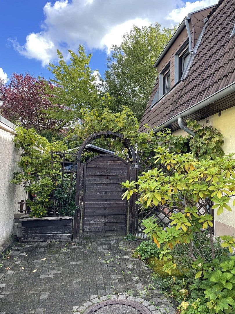 house for sale, 129 m², Rösrath, North Rhine-Westphalia house for sale, 129 m², Rösrath, North Rhine-Westphalia