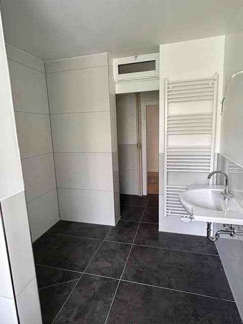 4 bedroom flat to rent, 165 m², Düsseldorf, North Rhine-Westphalia 4 bedroom flat to rent, 165 m², Düsseldorf, North Rhine-Westphalia