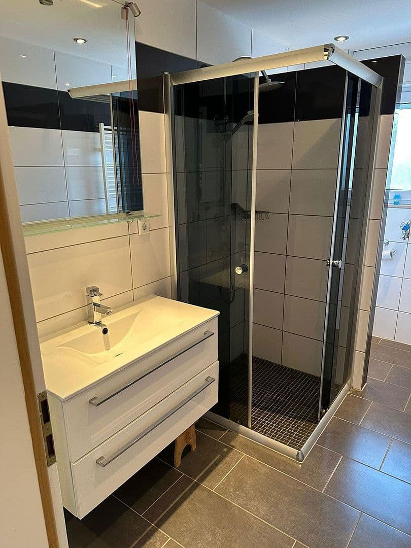 3 bedroom flat to rent, 85 m², Am Emmersberg 43, Saarbrücken, Saarland 3 bedroom flat to rent, 85 m², Am Emmersberg 43, Saarbrücken, Saarland