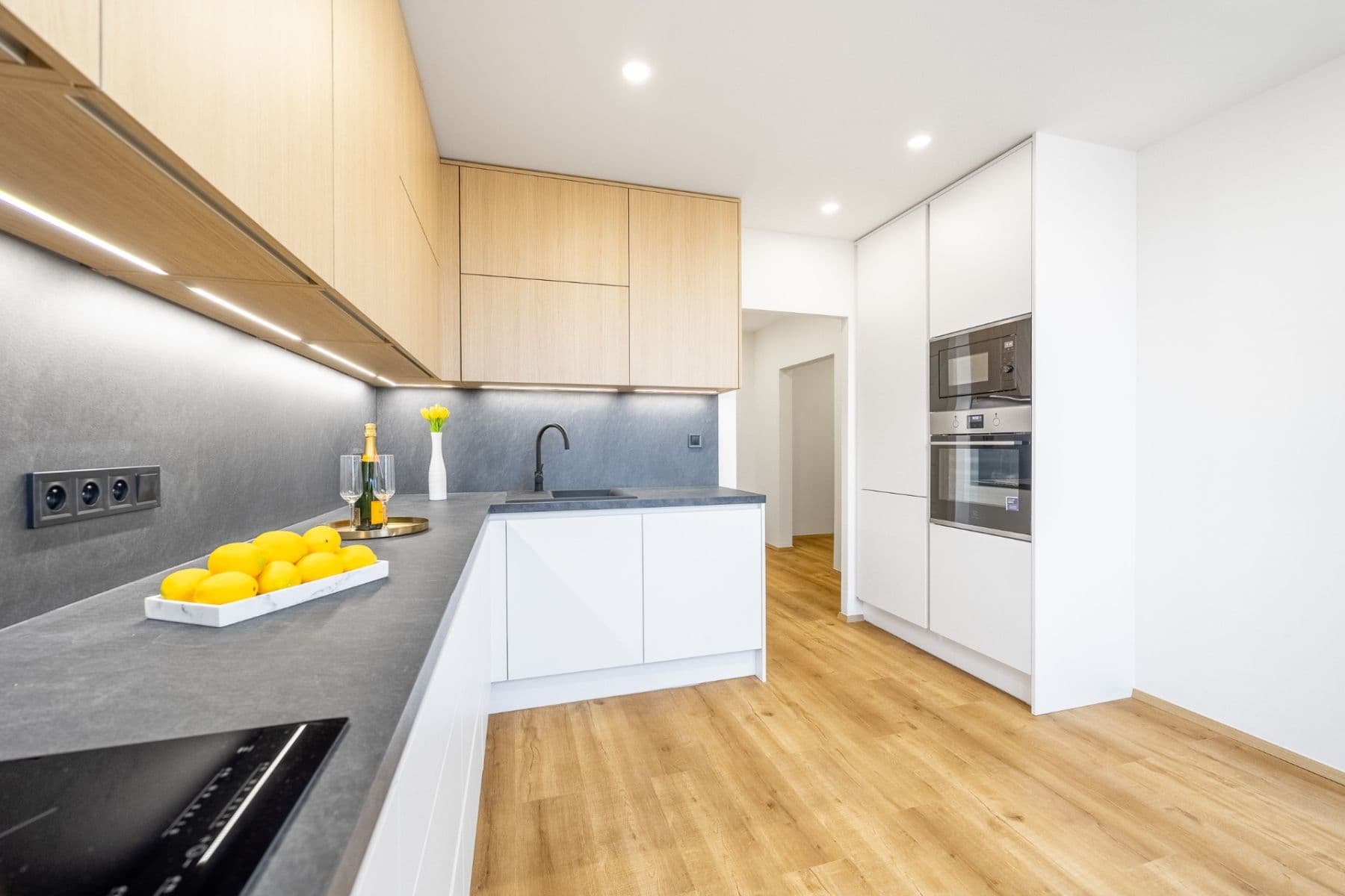 3 bedroom flat for sale, 79 m², Vybíralova, Prague, Prague 3 bedroom flat for sale, 79 m², Vybíralova, Prague, Prague