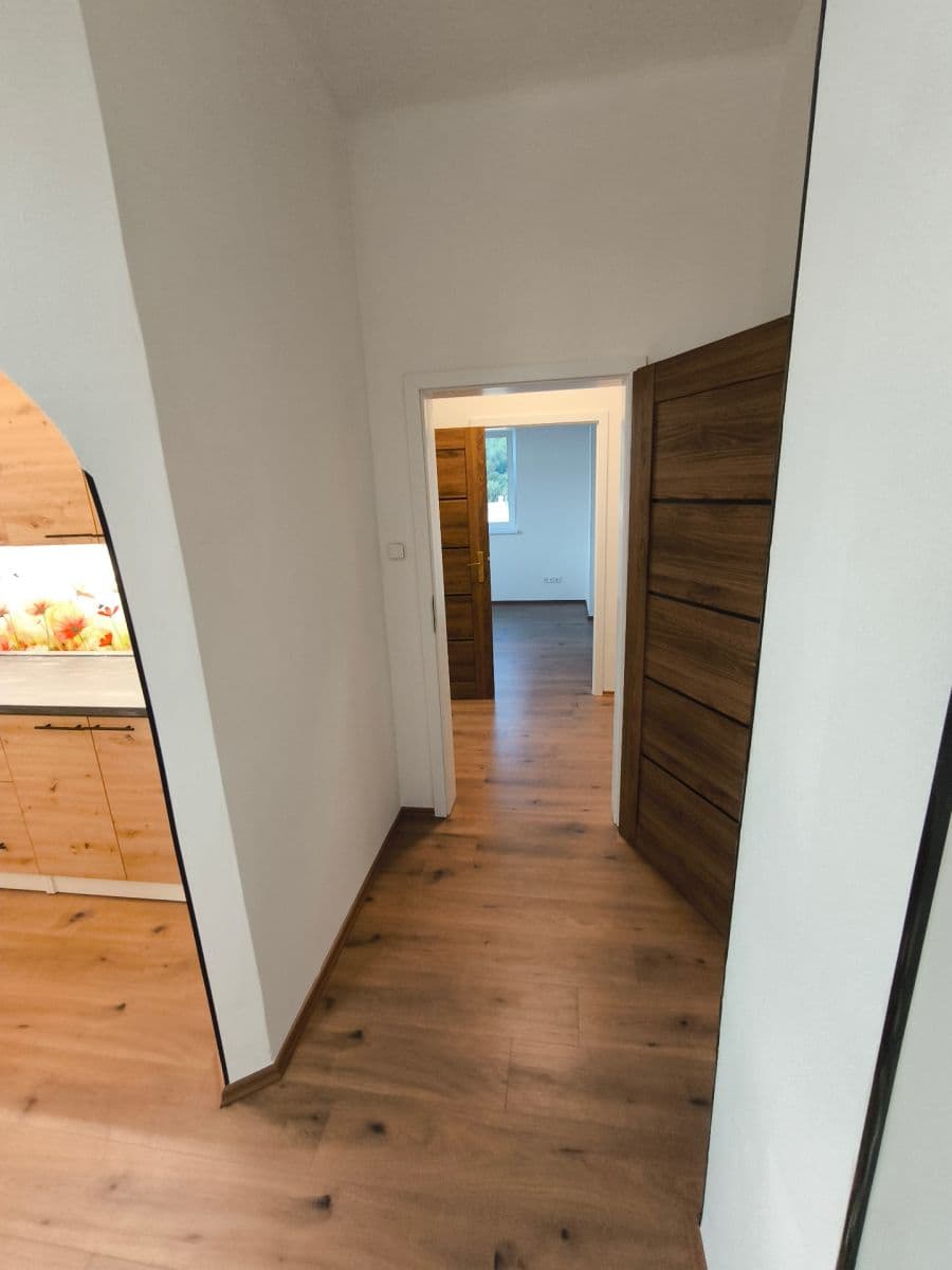 2 bedroom with open-plan kitchen flat to rent, 55 m², Pokratická, Litoměřice, Ústecký Region 2 bedroom with open-plan kitchen flat to rent, 55 m², Pokratická, Litoměřice, Ústecký Region