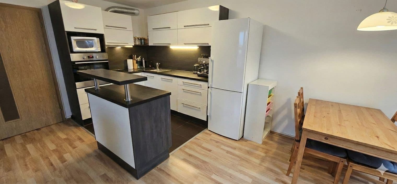 1 bedroom with open-plan kitchen flat to rent, 70 m², Nad Statkem, Prague, Prague 1 bedroom with open-plan kitchen flat to rent, 70 m², Nad Statkem, Prague, Prague