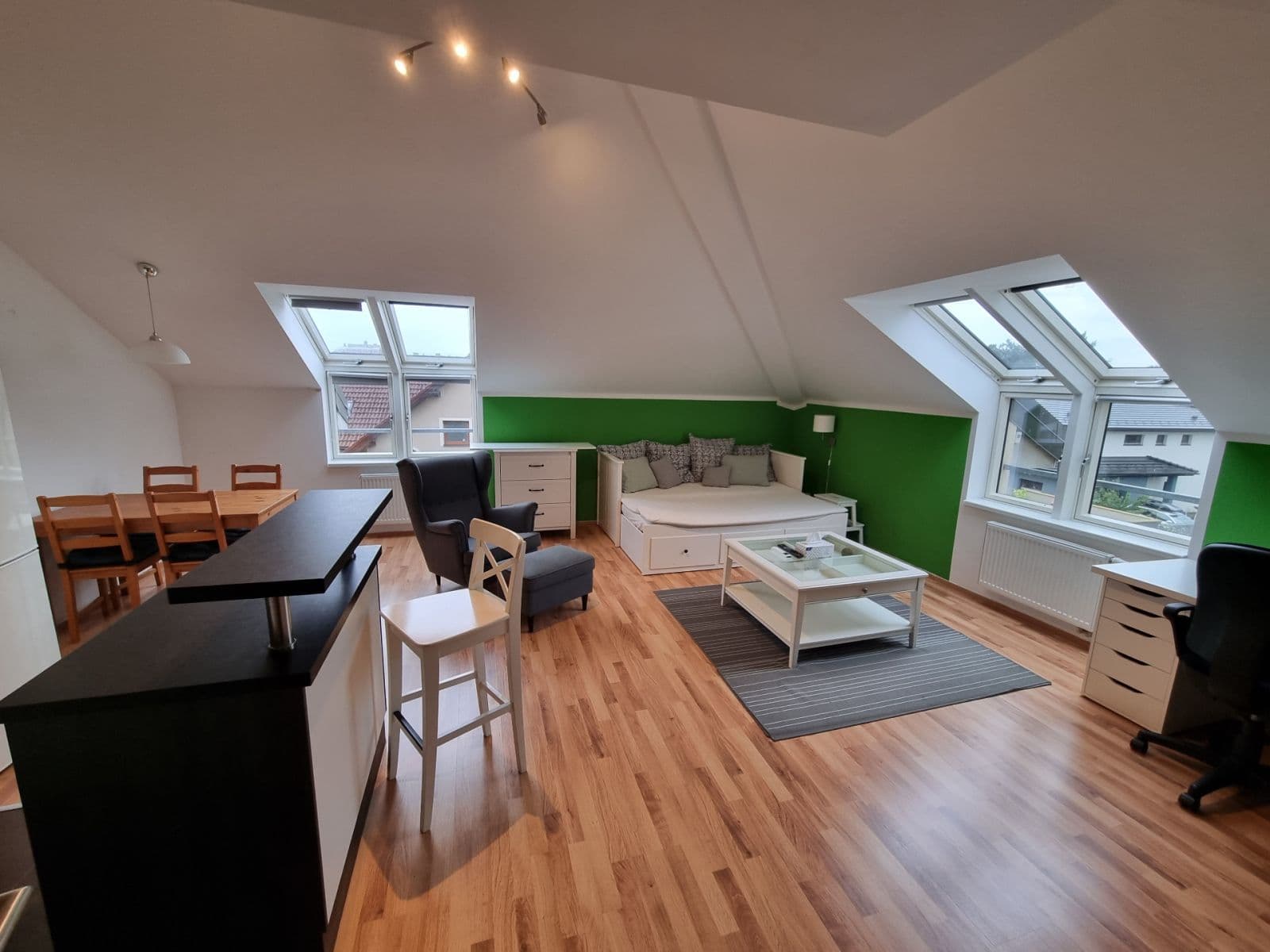 1 bedroom with open-plan kitchen flat to rent, 70 m², Nad Statkem, Prague, Prague 1 bedroom with open-plan kitchen flat to rent, 70 m², Nad Statkem, Prague, Prague