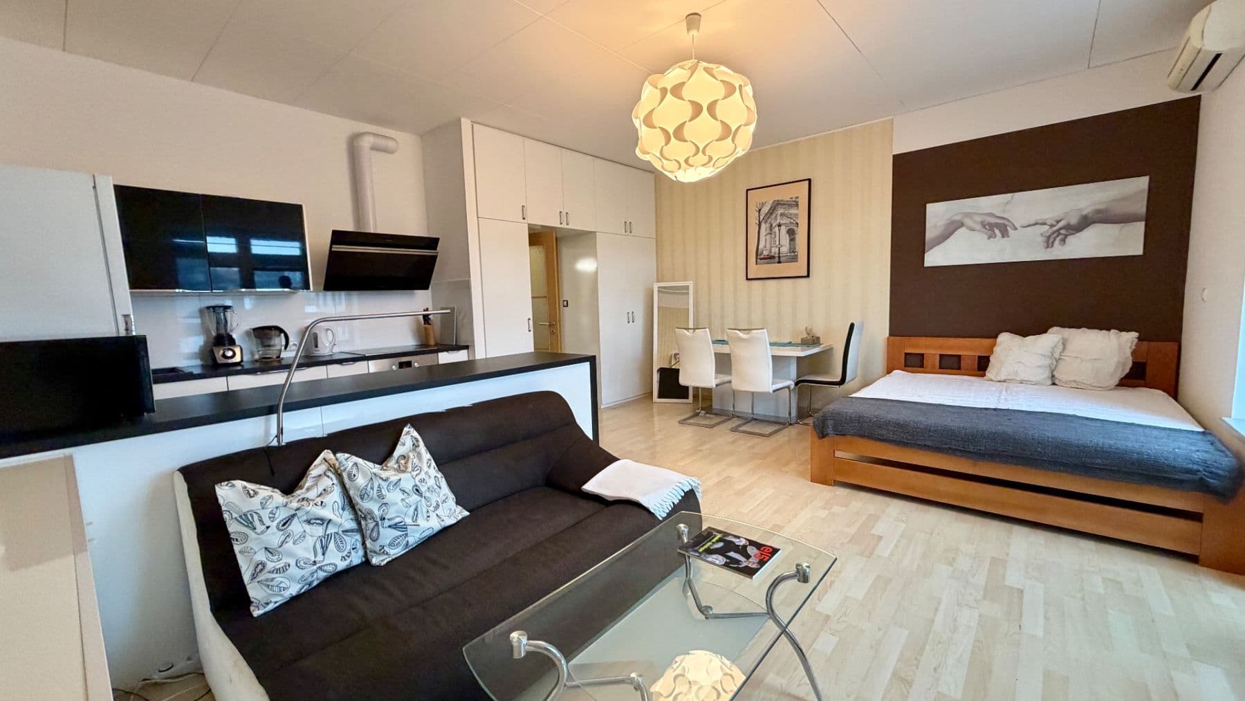 Studio flat to rent, 43 m², Českomoravská, Prague, Prague Studio flat to rent, 43 m², Českomoravská, Prague, Prague