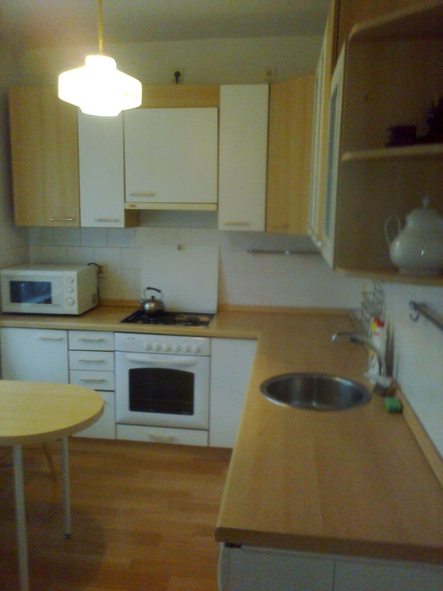 2 bedroom flat to rent, 50 m², Mochovská, Prague, Prague 2 bedroom flat to rent, 50 m², Mochovská, Prague, Prague