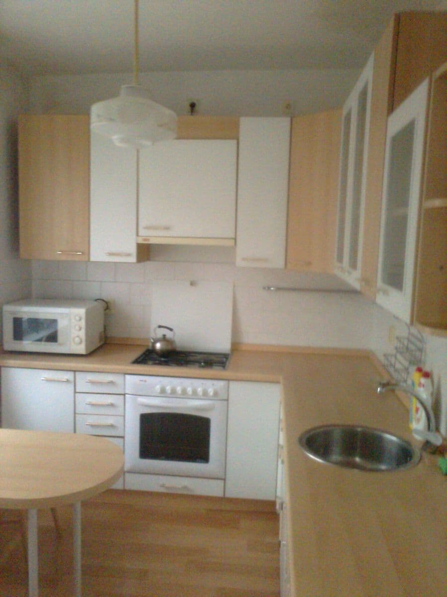 2 bedroom flat to rent, 50 m², Mochovská, Prague, Prague 2 bedroom flat to rent, 50 m², Mochovská, Prague, Prague