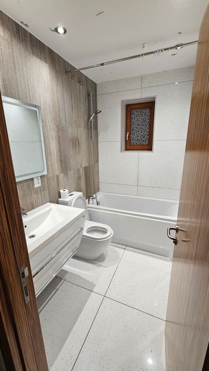 1 bedroom with open-plan kitchen flat to rent, 47 m², V Lázních, Jesenice, Středočeský Region 1 bedroom with open-plan kitchen flat to rent, 47 m², V Lázních, Jesenice, Středočeský Region