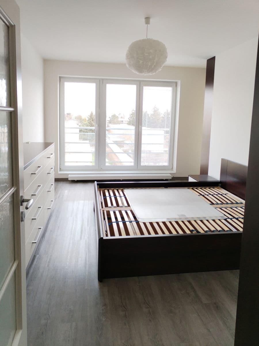 3 bedroom flat to rent, 90 m², Hyacintová, Prague, Prague 3 bedroom flat to rent, 90 m², Hyacintová, Prague, Prague