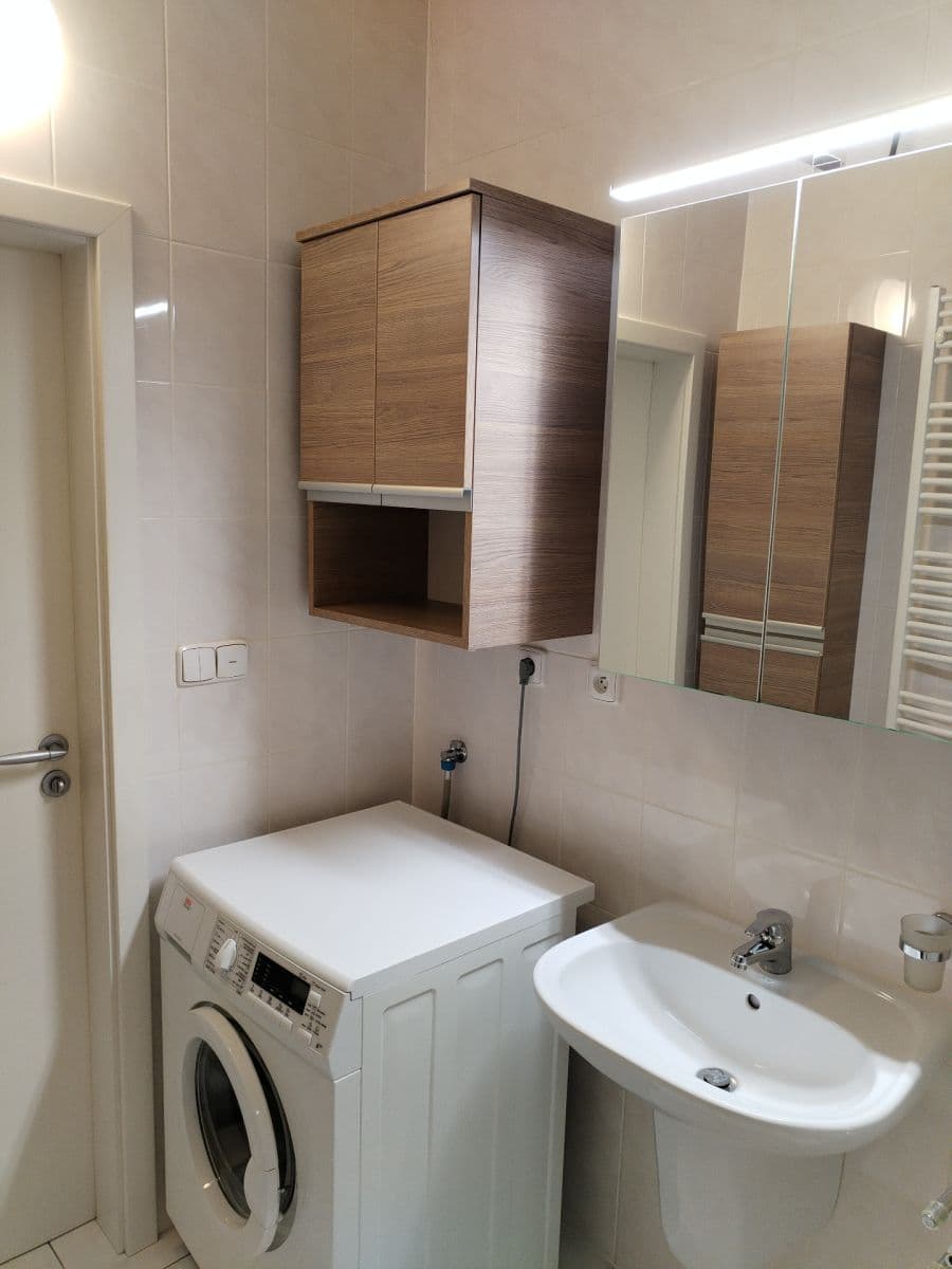 3 bedroom flat to rent, 90 m², Hyacintová, Prague, Prague 3 bedroom flat to rent, 90 m², Hyacintová, Prague, Prague