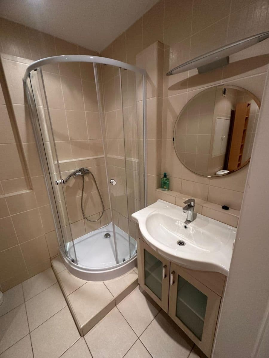 3 bedroom flat to rent, 70 m², Bohumíra Četyny, Ostrava, Moravskoslezský Region 3 bedroom flat to rent, 70 m², Bohumíra Četyny, Ostrava, Moravskoslezský Region