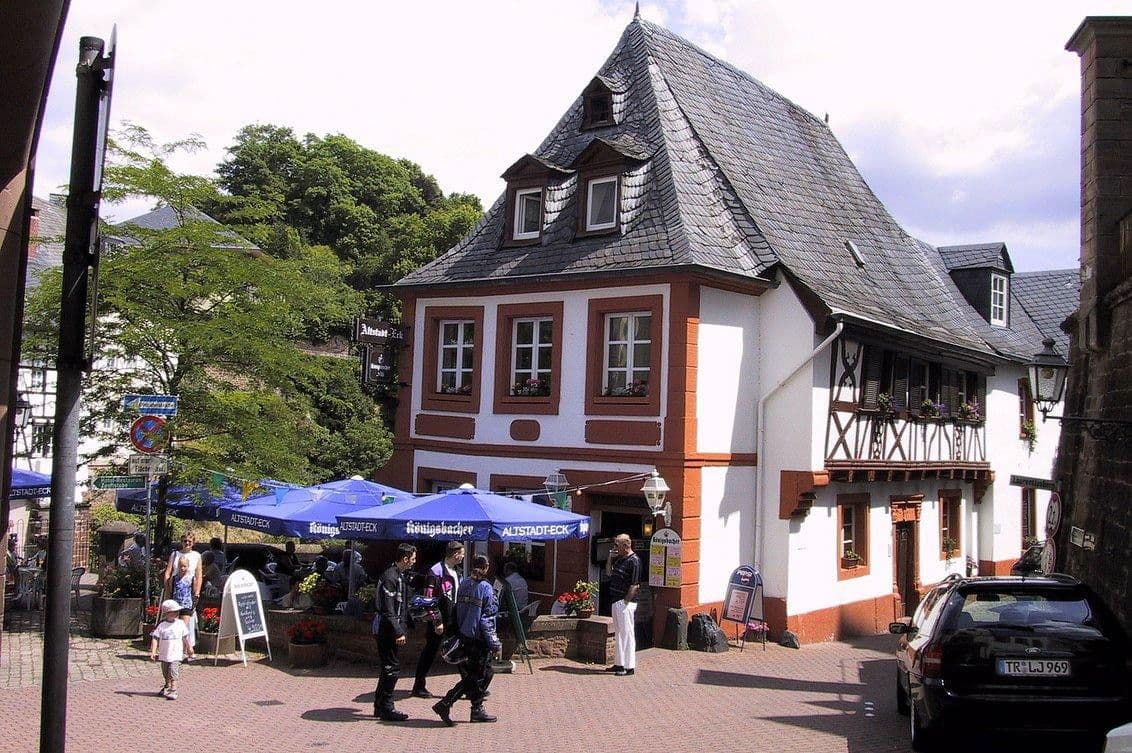 non-residential property to rent, 105 m², Laurentiusberg 2-4, Saarburg, Rhineland-Palatinate non-residential property to rent, 105 m², Laurentiusberg 2-4, Saarburg, Rhineland-Palatinate