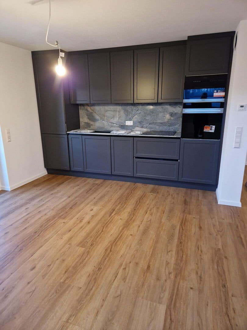 3 bedroom flat to rent, 90 m², Hardthausen am Kocher, Baden-Württemberg 3 bedroom flat to rent, 90 m², Hardthausen am Kocher, Baden-Württemberg