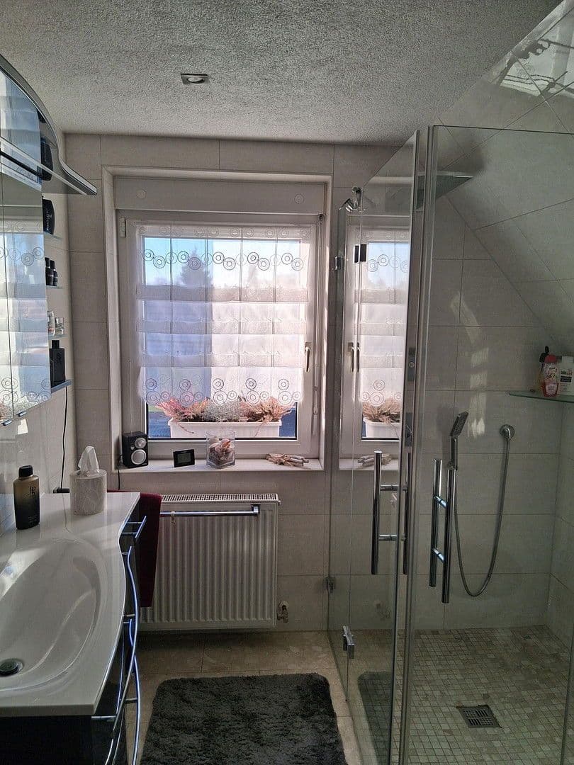 house to rent, 100 m², Am Pfortenstieg, Kindelbrück, Thuringia house to rent, 100 m², Am Pfortenstieg, Kindelbrück, Thuringia