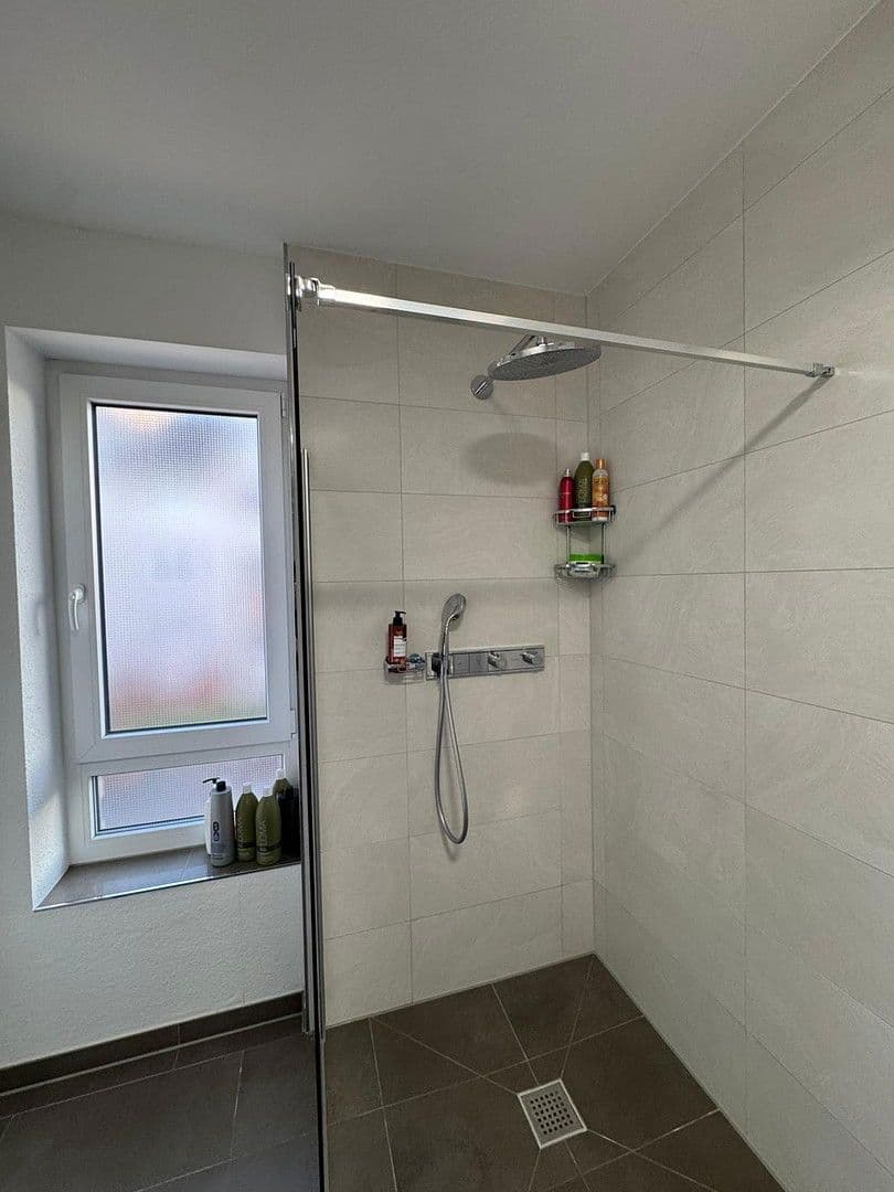 3 bedroom flat to rent, 94 m², Niederfeldstr. 35, Leverkusen, North Rhine-Westphalia 3 bedroom flat to rent, 94 m², Niederfeldstr. 35, Leverkusen, North Rhine-Westphalia