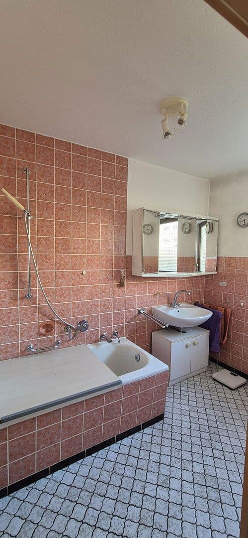 house for sale, 152 m², Sulz am Neckar, Baden-Württemberg house for sale, 152 m², Sulz am Neckar, Baden-Württemberg