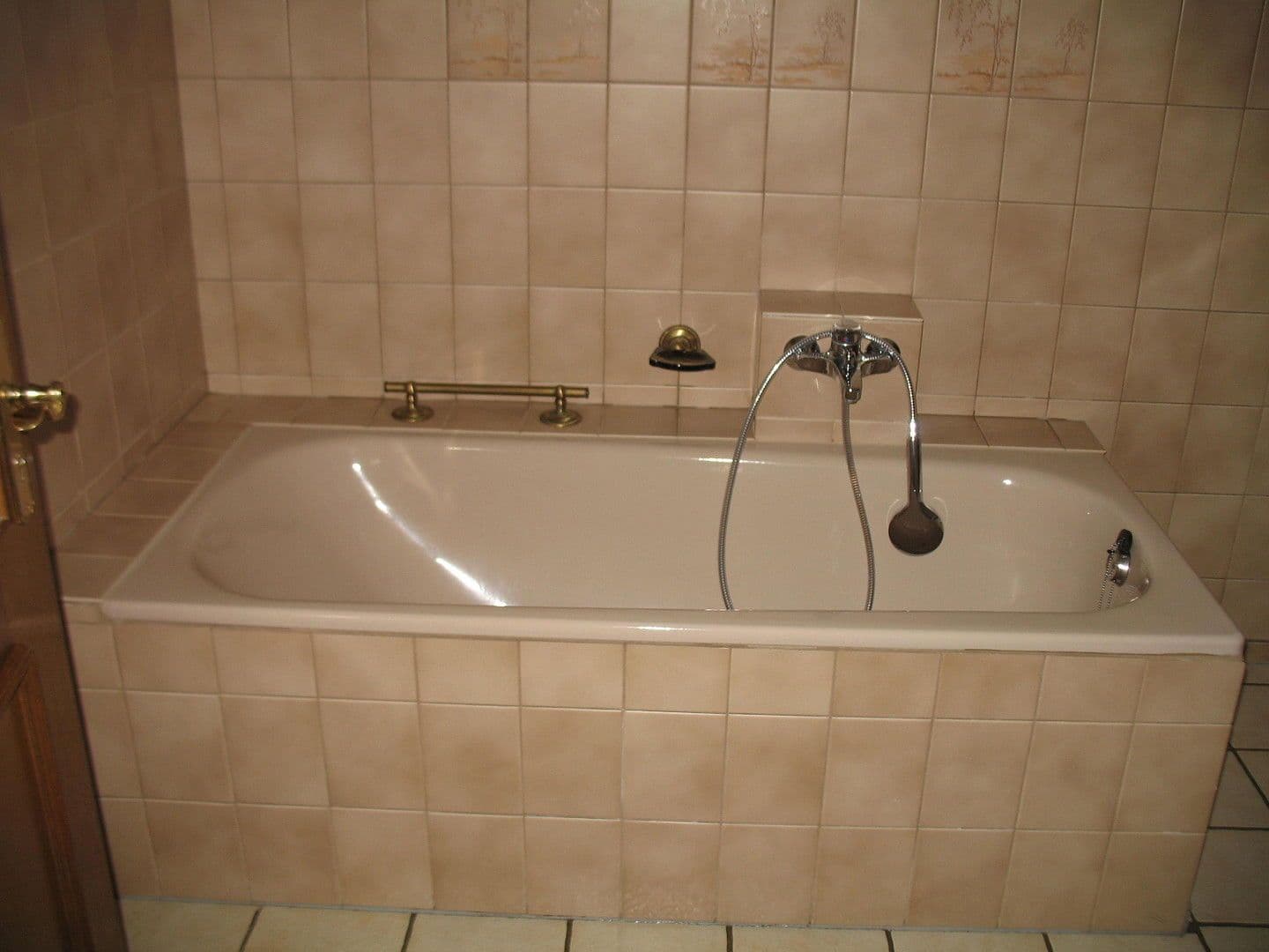 flat to rent, 174 m², Gänsfelderstraße 14, Zeltingen-Rachtig, Rhineland-Palatinate flat to rent, 174 m², Gänsfelderstraße 14, Zeltingen-Rachtig, Rhineland-Palatinate